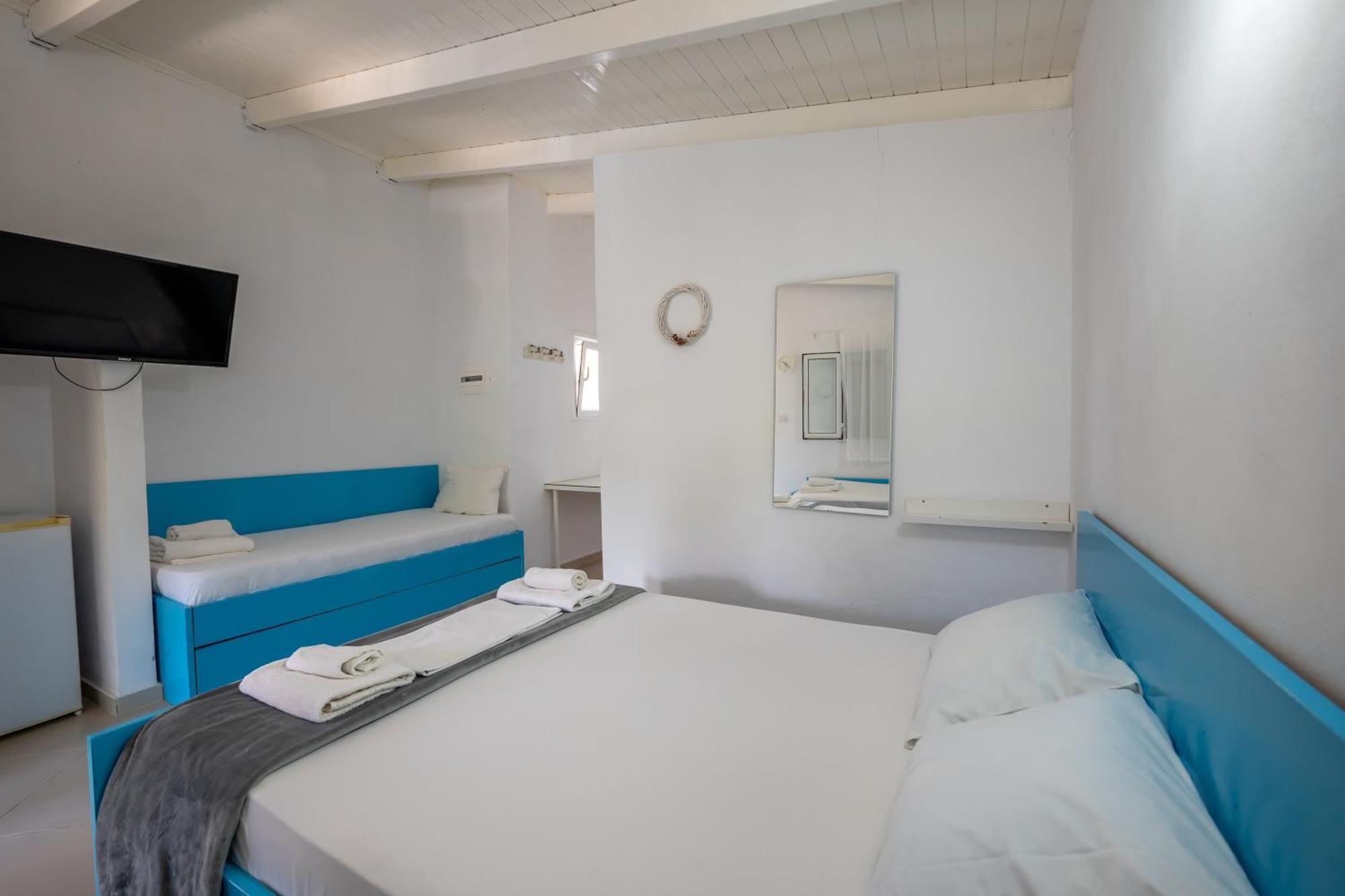 Hotel Two Mermaids 3*