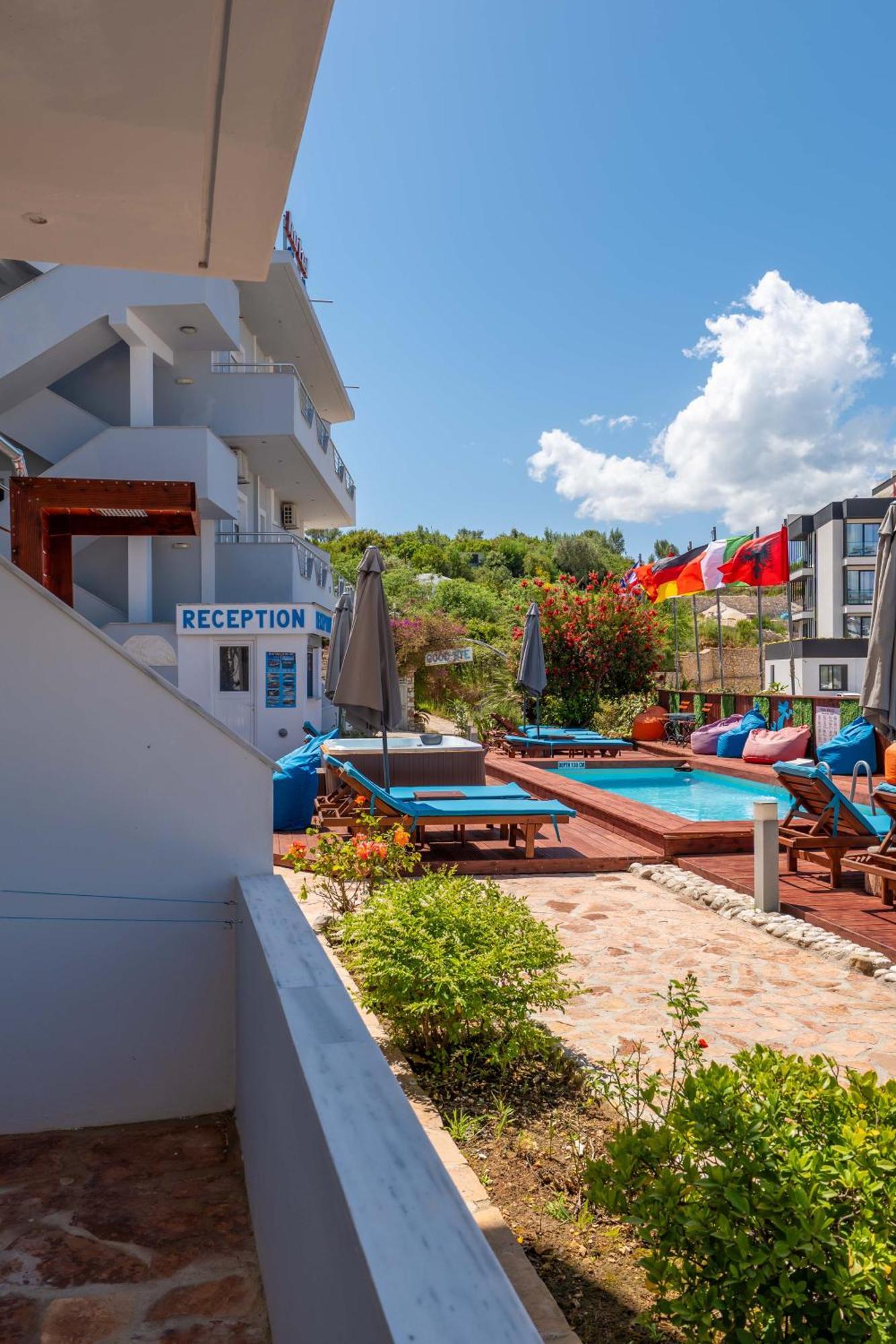 Two Mermaids Hotel Ksamil